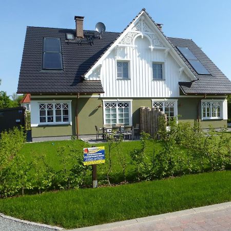 Вилла Lindenstr_ _Lille Hus 1_ Цингст Экстерьер фото